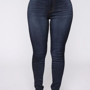 Brand new super soft curvy jeans dark wash